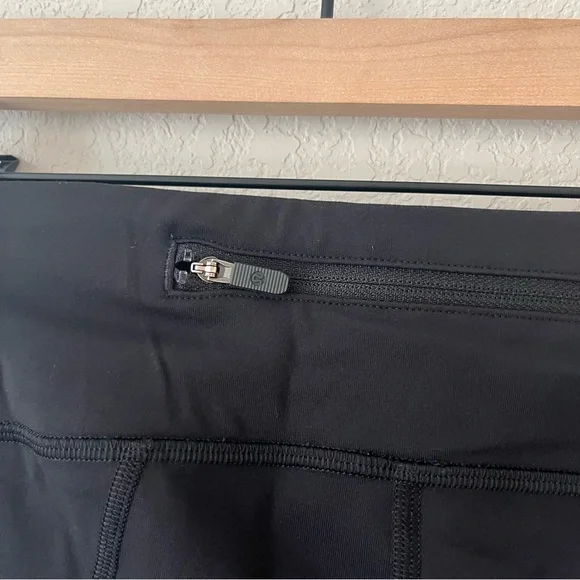 Lululemon Black Pace Rival Cropped Athletic Leggings 22” Size 4 - Picture 4 of 6